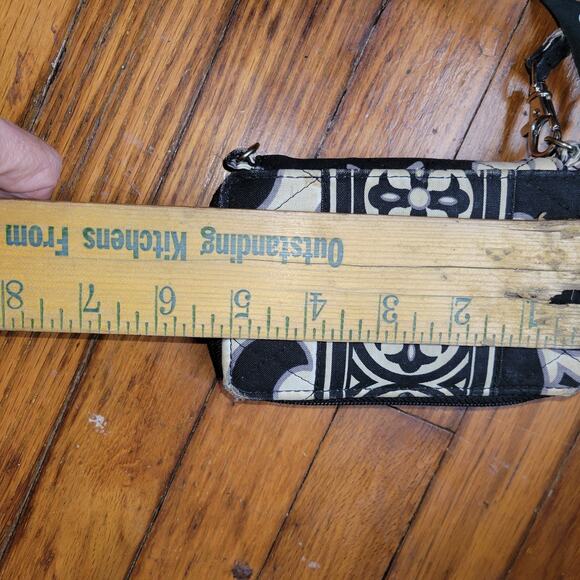 Vera Bradley Night & Day Carry it All Wristlet (Wallet Phone Card Cash)Pre-owned - Picture 6 of 10